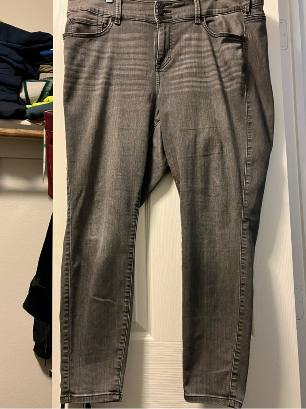 Women's Gray Stretch Jeggings - Comfortable Slim Fit